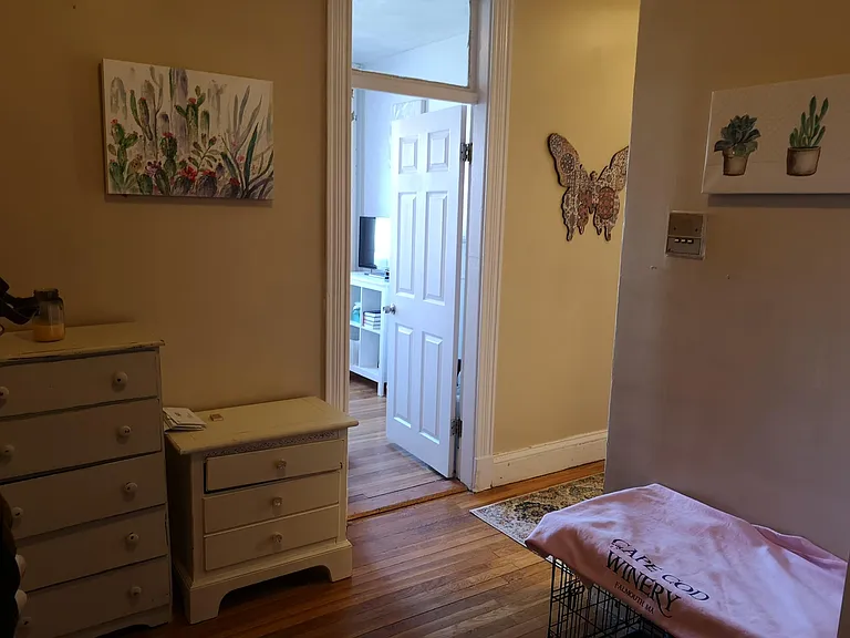 86 Glenville Ave — Photo 23