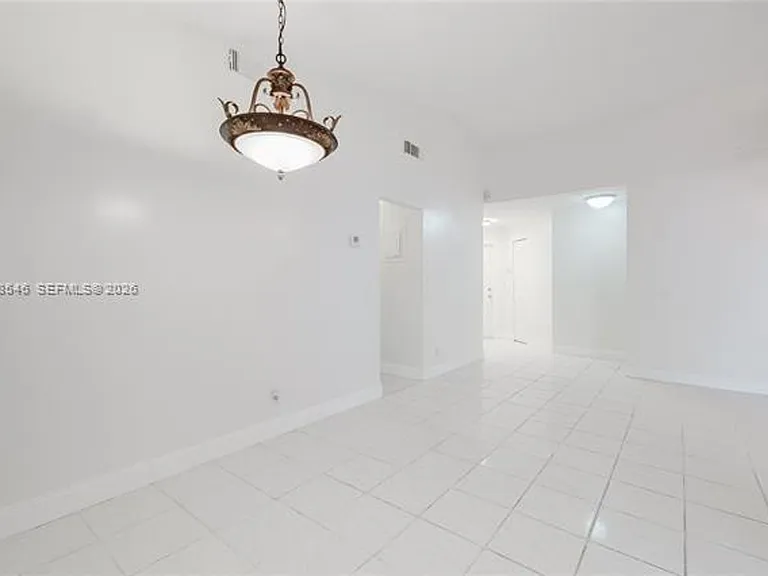1482 Springside Dr — Photo 5