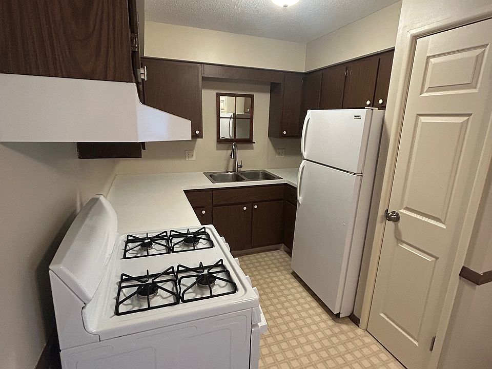 1st image of 7110 Van Dorn St #89