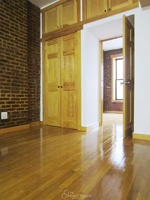 Rented by City Connections Realty | media 4