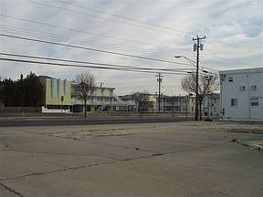 2nd image of 4000 Atlantic Ave