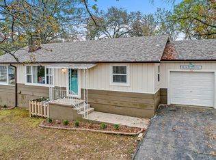 16 Beach Blvd, Kimberling City, MO 65686