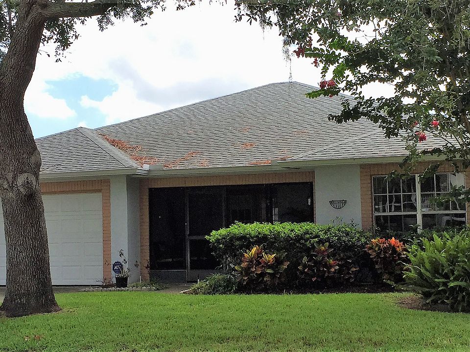 1st image of 3577 Oak Lake Dr