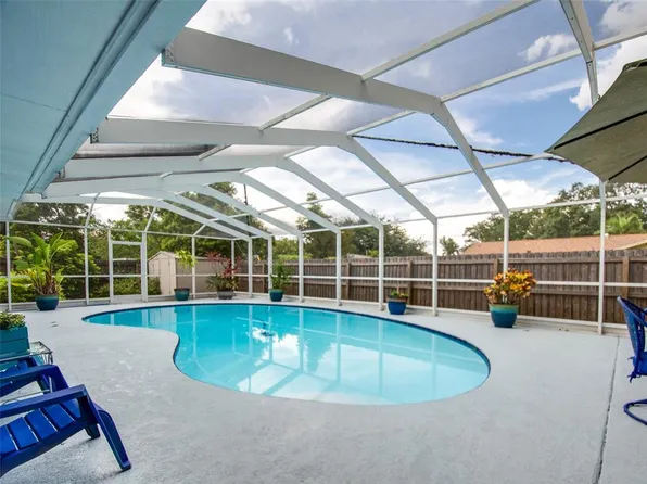 1 Maplewood Ave, Clearwater, FL 33765