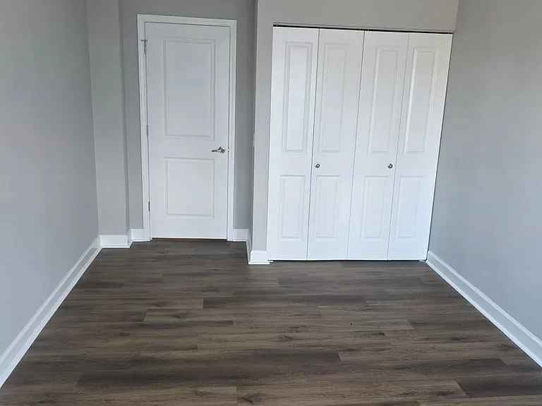 5630 Pershing Ave #40 — Photo 17