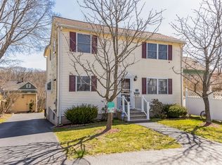 114 S Whipple St, Lowell, MA 01852