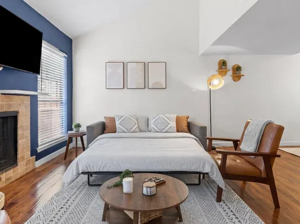 800 S 1st St #Id1422351p, Austin, TX 78704