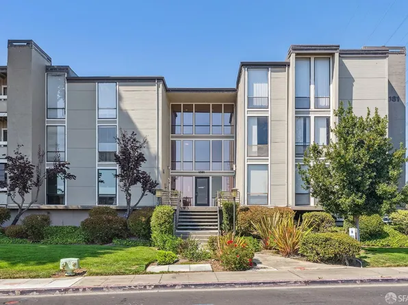 1081 Beach Park Blvd APT 207, Foster City, CA 94404