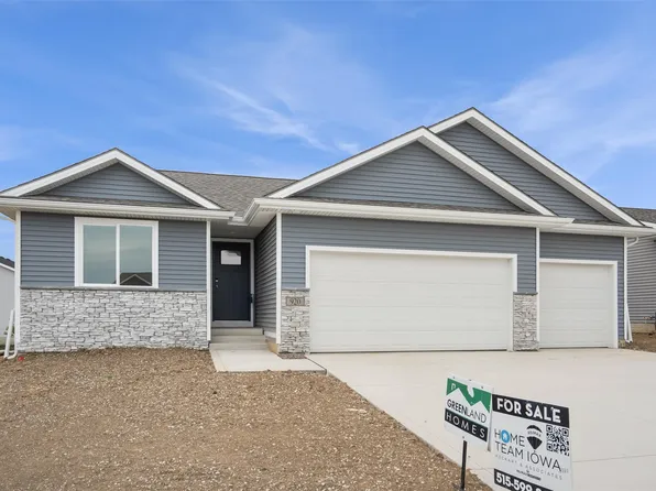 920 Willow Valley Dr, Norwalk, IA 50211