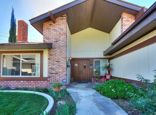 404 E Merrimac St, Upland, CA 91784