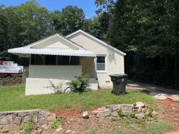 12 Hilton St, Greenville, SC 29607