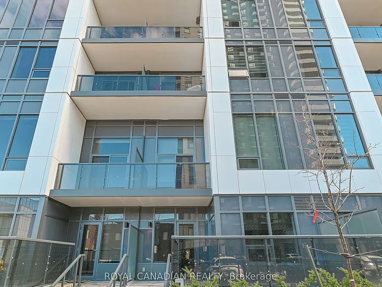 5105 Hurontario St #104 — Photo 4