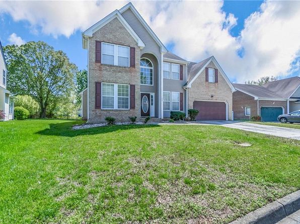 117 Lakes Edge Dr, Suffolk, VA 23434