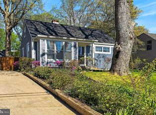 3142 Holloway Rd, Falls Church, VA 22042