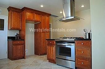 1st image of 7801 Variel Ave