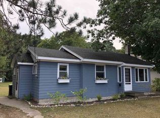 628 E Lake St, Harbor Springs, MI 49740