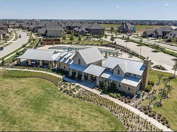 5th image of 550 Dancing Water Dr