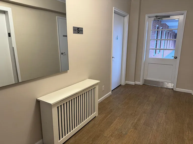 700 Summer St #5 — Photo 26
