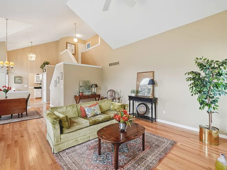 2799 Lochmoor Blvd — Photo 29