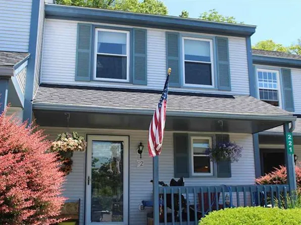 221 Lyman Meadow #P2, Hinesburg, VT 05461-9807
