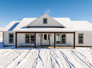 31 Pleasant Valley Ln, Sheridan, WY 82801