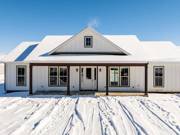 31 Pleasant Valley Ln, Sheridan, WY 82801