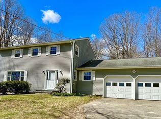 28 Soundview Ave, Shelton, CT 06484