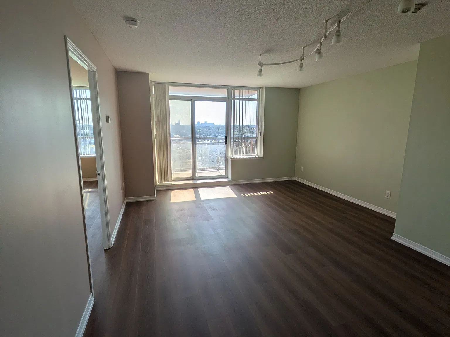 2 bed, $2,800 — Photo 2