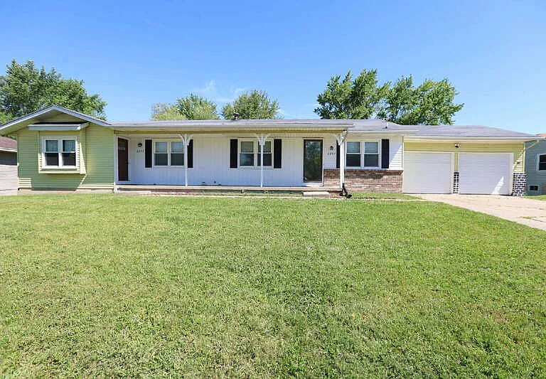 2257 Countrywood Dr SE — Photo 1