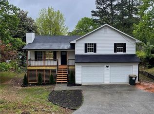 1161 Riverside Rd, Sugar Hill, GA 30518