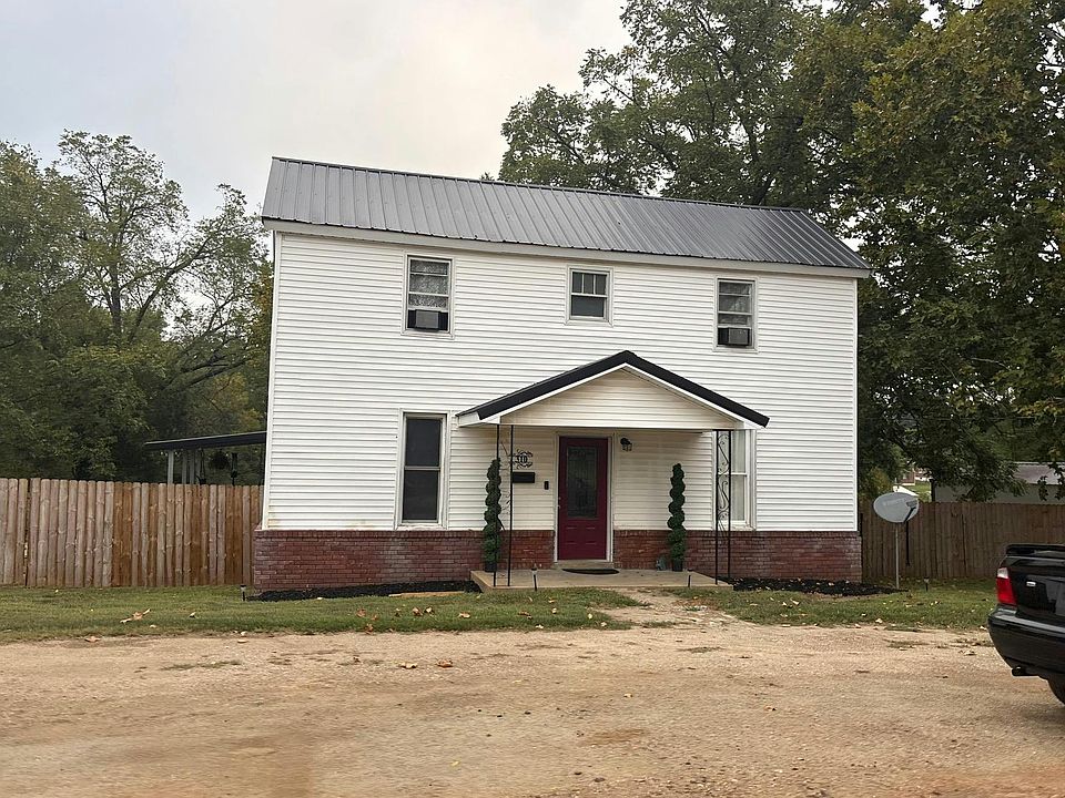 1st image of 310 Anthony St
