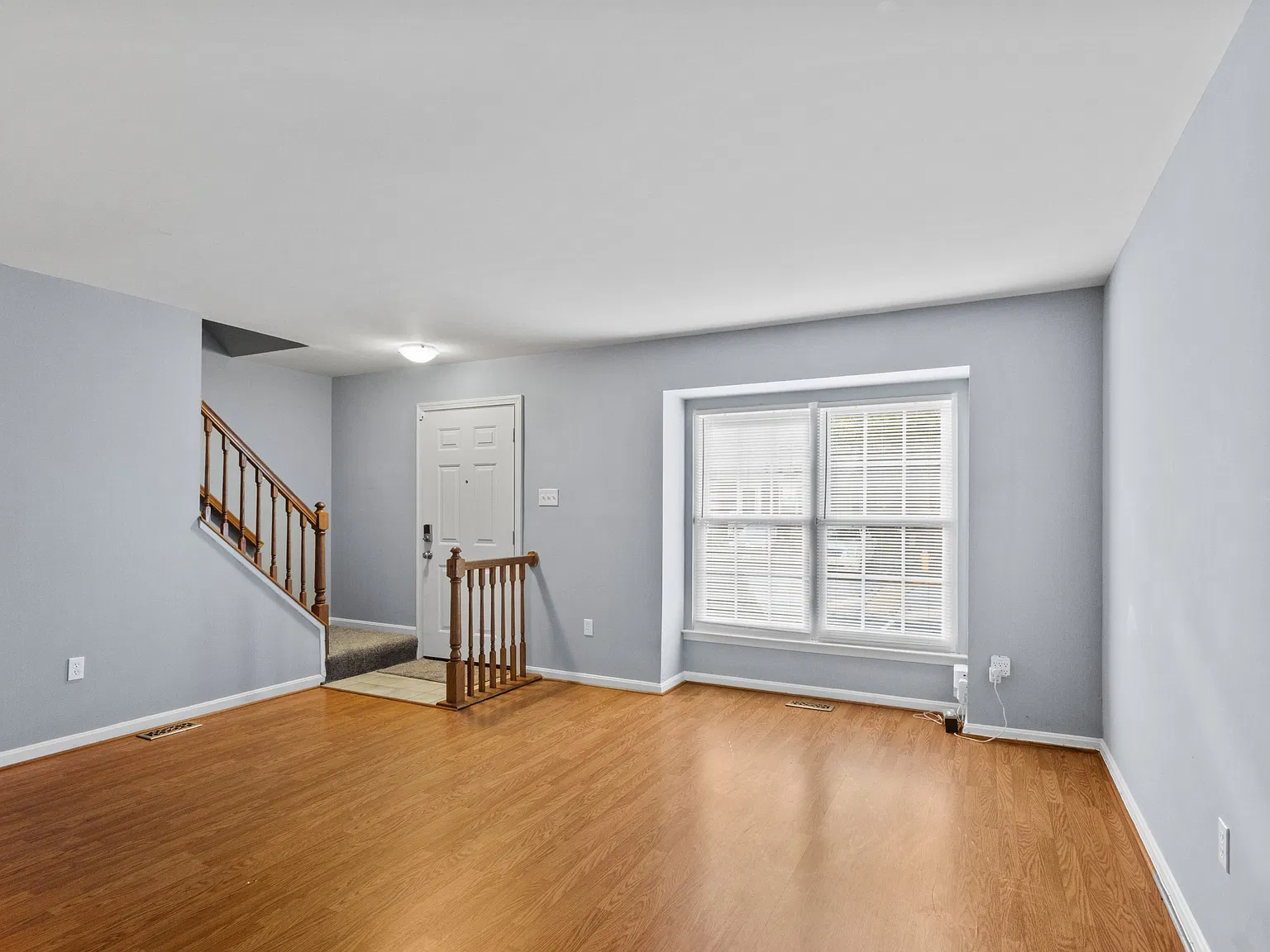 3 bed, 2.5 bath, 1824 sqft, $2,700 — Photo 4