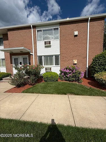 35 Sternberger Ave Photo 1