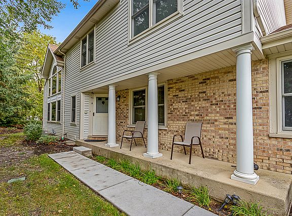 2nd image of 1060 Sweetflower Dr