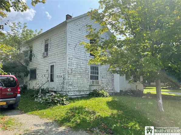 82 S Erie St, Mayville, NY 14757