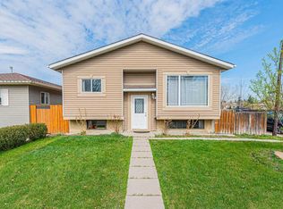 43 Abbercove Rd SE, Calgary, AB T2A6Z1
