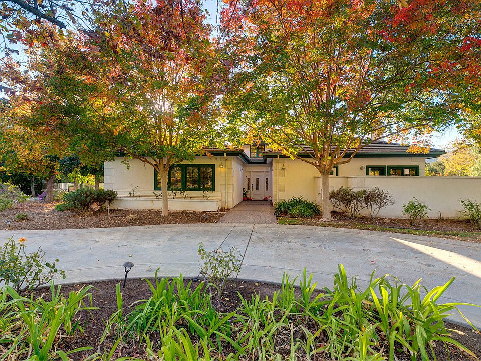 1st image of 12313 Linda Flora Dr