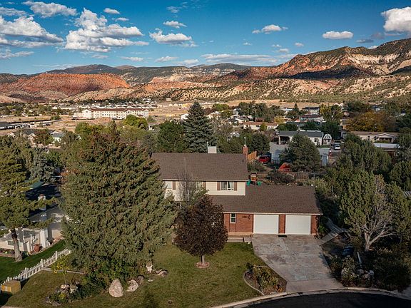 4th image of 1195 Wildflower Ln