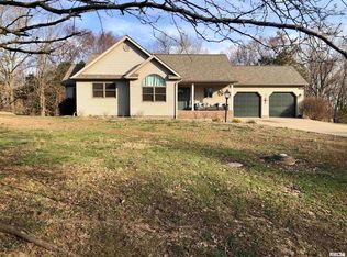 125 Tepee Rdg, Goreville, IL 62939