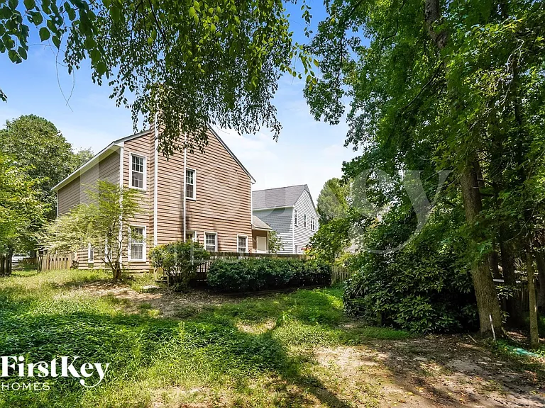 6012 River Lake Cir — Photo 15
