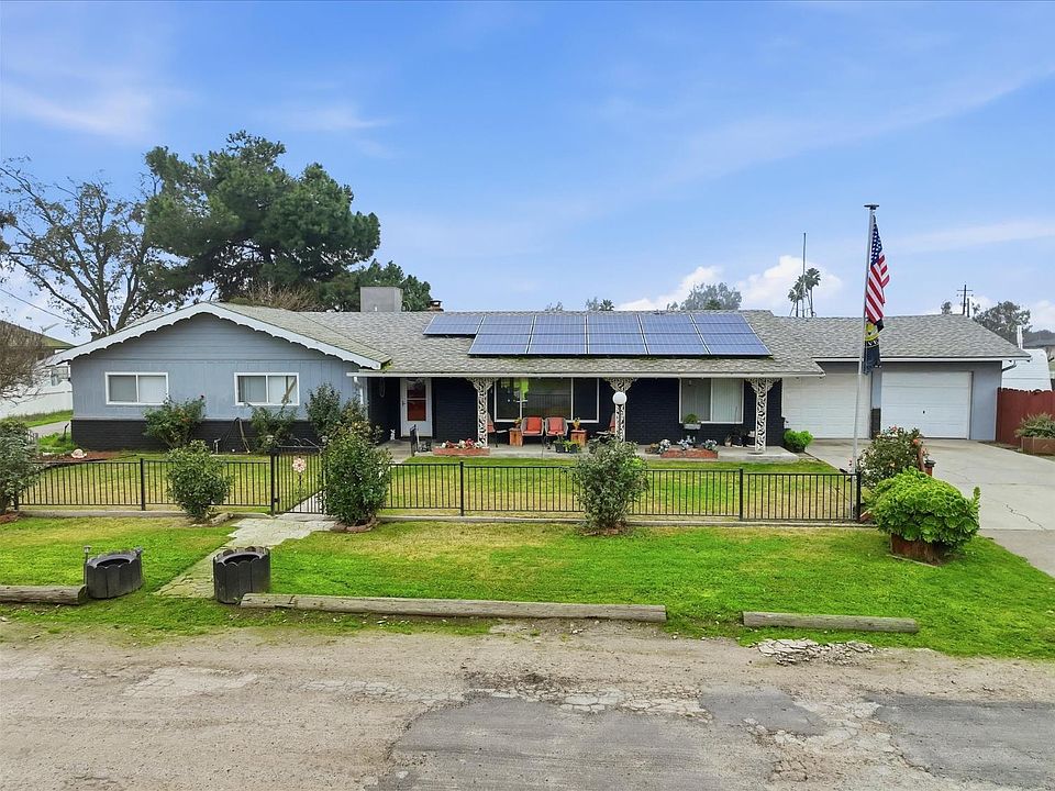 1st image of 23468 Valeta Dr