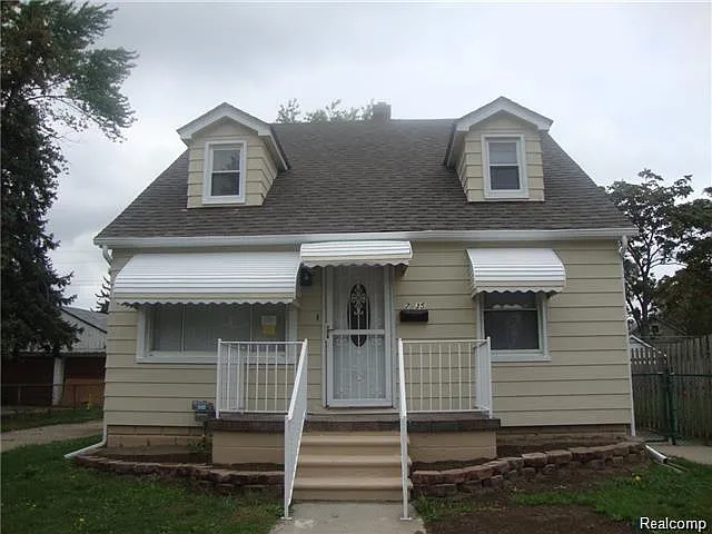 4 bed, 1500 sqft, $2,100 — Photo 1