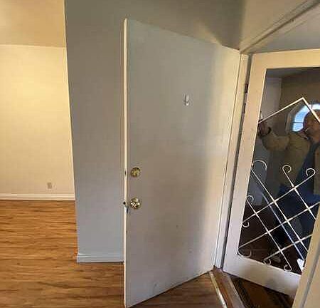 5th image of 515 S Santa Anita Ave Floor 2