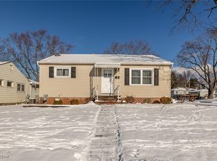 11220 Sharon Dr, Parma, OH