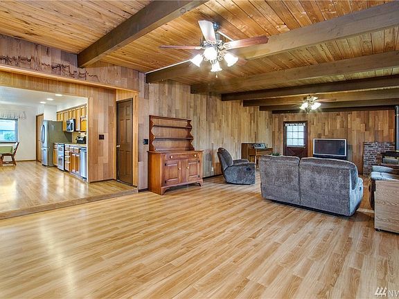 5th image of 2228 Lowell Pl