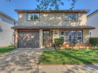 13223 S Mackinaw Ave, Chicago, IL