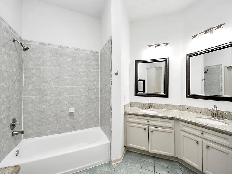 10535 Emnora Ln — Photo 21