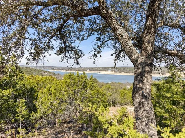 10 Thurman Bluff Dr, Spicewood, TX 78669