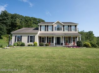 69 Kent Pl, Wynantskill, NY 12198
