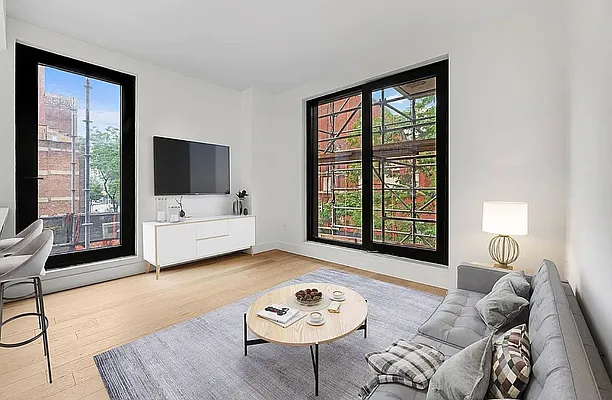 Rented by West 124th Manager LLC | media 39